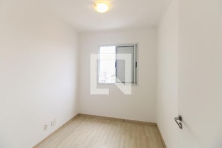 Quarto 1 de apartamento para alugar com 3 quartos, 68m² em Vila Fernandes, São Paulo