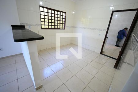 Casa para alugar com 3 quartos, 150m² em Jardim Eli Forte, Goiânia