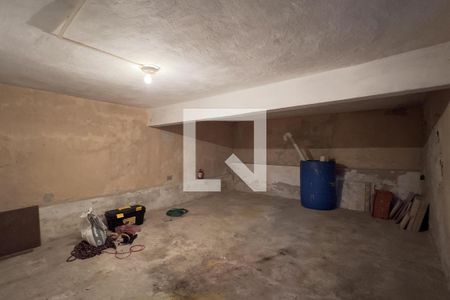 Porão de casa à venda com 4 quartos, 200m² em Vila Nossa Senhora de Fatima, Guarulhos