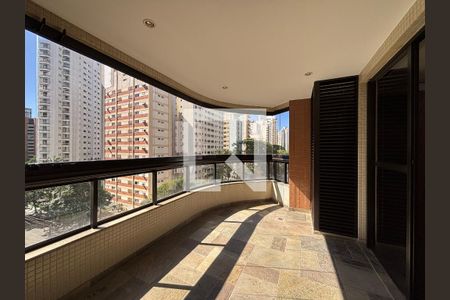 Varanda de apartamento para alugar com 3 quartos, 180m² em Indianópolis, São Paulo