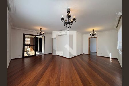 Sala de apartamento para alugar com 3 quartos, 180m² em Indianópolis, São Paulo