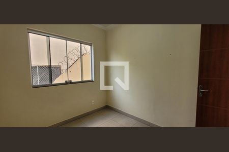 quarto 1  de casa à venda com 3 quartos, 77m² em Residencial Lagoa, Betim