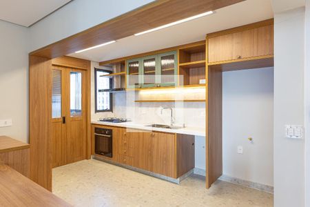 Cozinha de apartamento à venda com 2 quartos, 75m² em Vila Olímpia, São Paulo