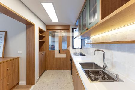 Cozinha de apartamento à venda com 2 quartos, 75m² em Vila Olímpia, São Paulo