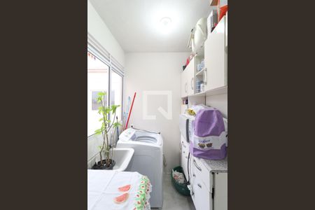 Cozinha e Área de Serviço de apartamento à venda com 2 quartos, 35m² em Jardim Recanto Verde, São Paulo