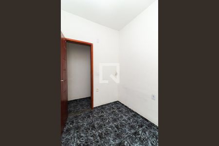 Quarto 2 de casa para alugar com 3 quartos, 120m² em Realengo, Rio de Janeiro