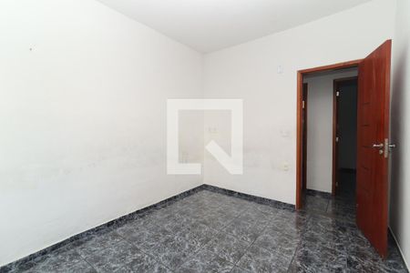 Quarto 1 de casa para alugar com 3 quartos, 120m² em Realengo, Rio de Janeiro