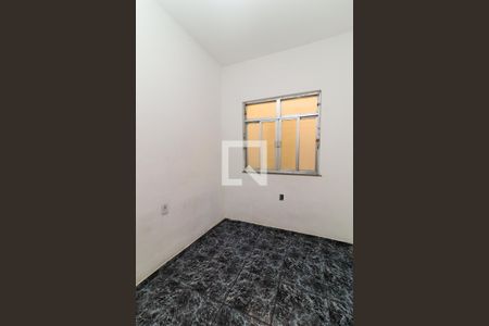 Quarto 2 de casa para alugar com 3 quartos, 120m² em Realengo, Rio de Janeiro