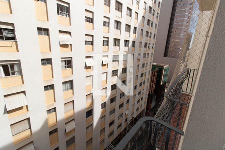 VISTA  DA SACADA de apartamento para alugar com 4 quartos, 98m² em Conceicao, Campinas