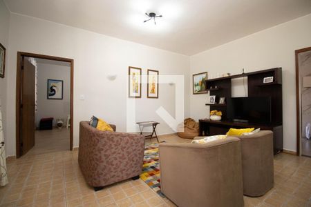 Sala de casa de condomínio à venda com 2 quartos, 303m² em Condomínio Ouro, Brasília