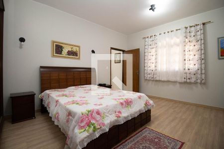 Suíte 1 de casa de condomínio à venda com 2 quartos, 303m² em Condomínio Ouro, Brasília