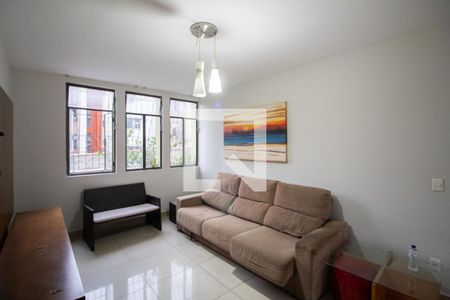 Sala de apartamento para alugar com 2 quartos, 70m² em Conjunto California, Belo Horizonte