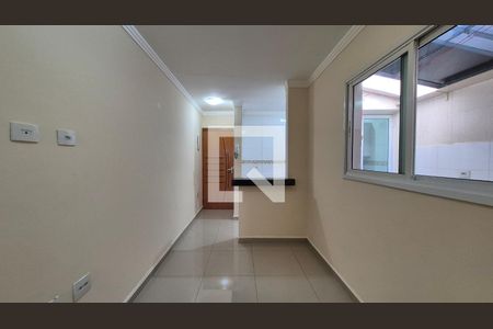Sala de apartamento para alugar com 2 quartos, 48m² em Jardim Stella, Santo André