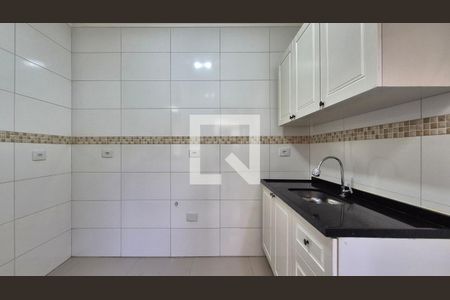 Cozinha de apartamento para alugar com 2 quartos, 48m² em Jardim Stella, Santo André