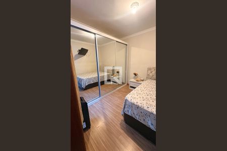 Quarto de casa de condomínio à venda com 2 quartos, 56m² em Parque Boturussu, São Paulo
