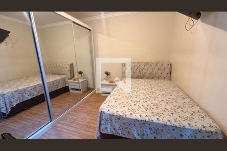 Quarto de casa de condomínio à venda com 2 quartos, 56m² em Parque Boturussu, São Paulo