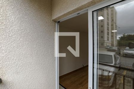 Sacada de apartamento para alugar com 2 quartos, 48m² em Conjunto Habitacional Bras Cubas, Mogi das Cruzes
