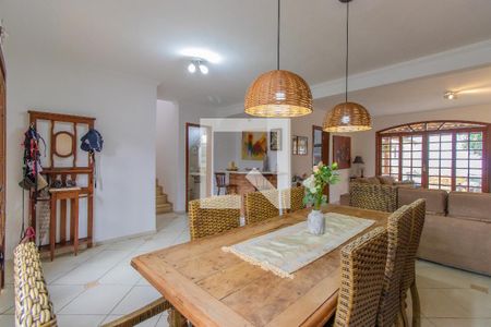 Sala de jantar de casa de condomínio para alugar com 3 quartos, 360m² em Jardim Belizário, Cotia