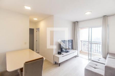 Apartamento para alugar com 2 quartos, 60m² em Jardim das Belezas, Carapicuíba