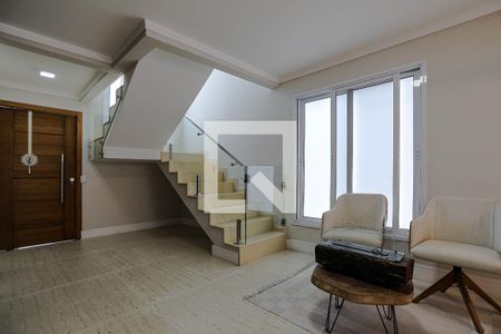 Sala de casa para alugar com 3 quartos, 270m² em Vila Oliveira, Mogi das Cruzes