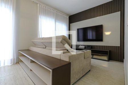 Sala de TV de casa para alugar com 3 quartos, 270m² em Vila Oliveira, Mogi das Cruzes