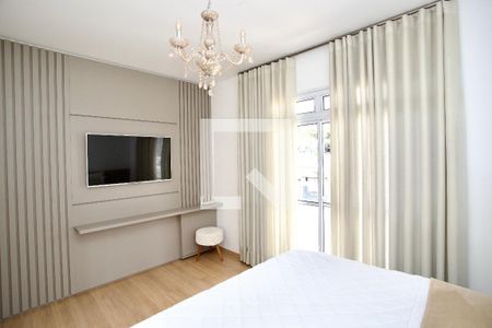 Suíte de casa de condomínio para alugar com 3 quartos, 180m² em Estância do Hibisco, Contagem