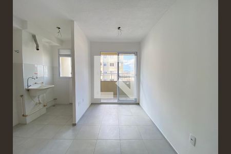 Apartamento para alugar com 2 quartos, 44m² em Del Castilho, Rio de Janeiro