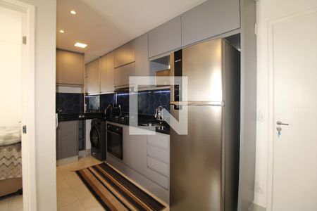 Sala / Cozinha de apartamento para alugar com 2 quartos, 36m² em Vila Diva, São Paulo