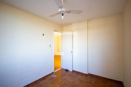 Quarto 2 de apartamento para alugar com 2 quartos, 70m² em Porto Novo, São Gonçalo