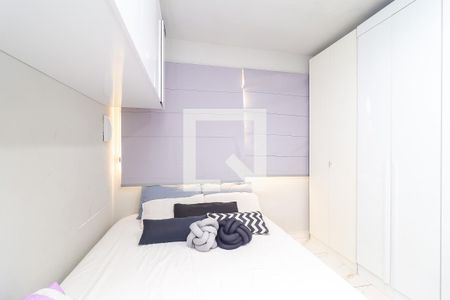 Casa 1 - Quarto 1 de casa à venda com 4 quartos, 280m² em Jardim das Camelias, São Paulo