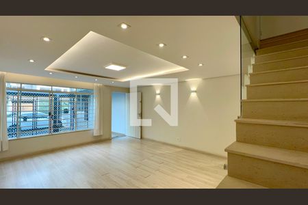 Sala de casa à venda com 3 quartos, 180m² em Vila Clementino, São Paulo