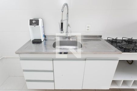 Sala / Cozinha / Pia de apartamento à venda com 2 quartos, 46m² em Vila Nova Curuca, São Paulo