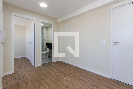 Sala/ Cozinha de apartamento para alugar com 2 quartos, 28m² em Jardim Aeroporto, São Paulo