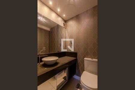 Lavabo de apartamento para alugar com 3 quartos, 100m² em Cristal, Porto Alegre
