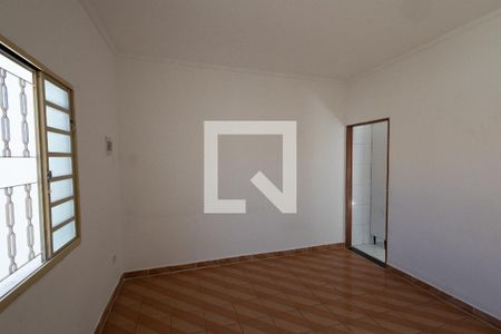 Casa para alugar com 1 quarto, 92m² em Jardim Santa Marina, Jacareí
