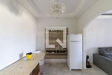 Sala de casa para alugar com 3 quartos, 438m² em Vila Brasil, São Paulo