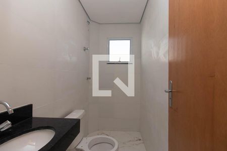 Banheiro de casa para alugar com 2 quartos, 51m² em Vila Nova Mazzei, São Paulo