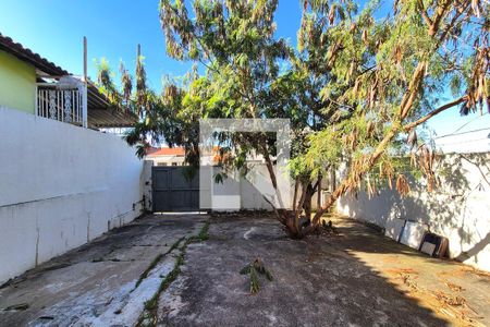 Vista da Sala  de casa para alugar com 3 quartos, 200m² em Parque Residencial Carvalho de Moura, Campinas