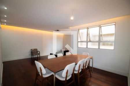 Sala  de apartamento à venda com 4 quartos, 140m² em Vila Paris, Belo Horizonte