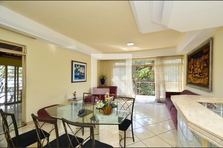 Sala de Estar de casa à venda com 3 quartos, 358m² em Nova Floresta, Belo Horizonte