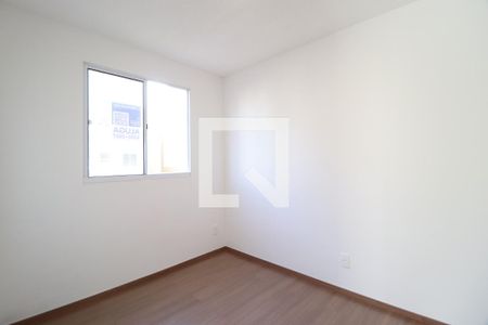 Quarto 1 de apartamento para alugar com 2 quartos, 42m² em Jardim Patricia, Uberlândia