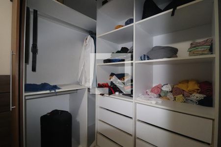 Closet Quarto 1 suíte de casa à venda com 3 quartos, 148m² em Vila Santa Teresa, Santo André