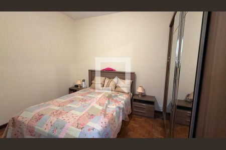 Casa à venda com 3 quartos, 196m² em Vila Bertioga, São Paulo