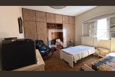Casa à venda com 3 quartos, 196m² em Vila Bertioga, São Paulo