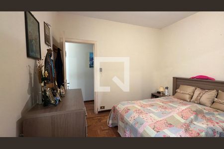 Casa à venda com 3 quartos, 196m² em Vila Bertioga, São Paulo