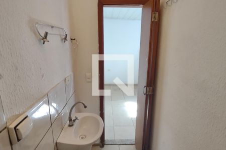Banheiro de casa para alugar com 1 quarto, 65m² em Barcelona, São Caetano do Sul