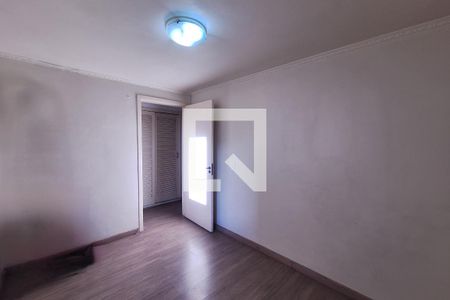 Quarto 1 de apartamento para alugar com 2 quartos, 58m² em Jardim Alvorada, Santo André