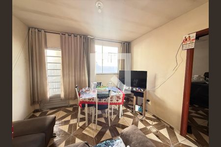 Apartamento à venda com 2 quartos, 44m² em Parque Maracana, Contagem
