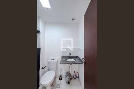 Banheiro de kitnet/studio para alugar com 1 quarto, 25m² em Ipiranga, São Paulo