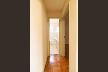 Corredor de apartamento para alugar com 1 quarto, 61m² em Jardim da Gloria, São Paulo